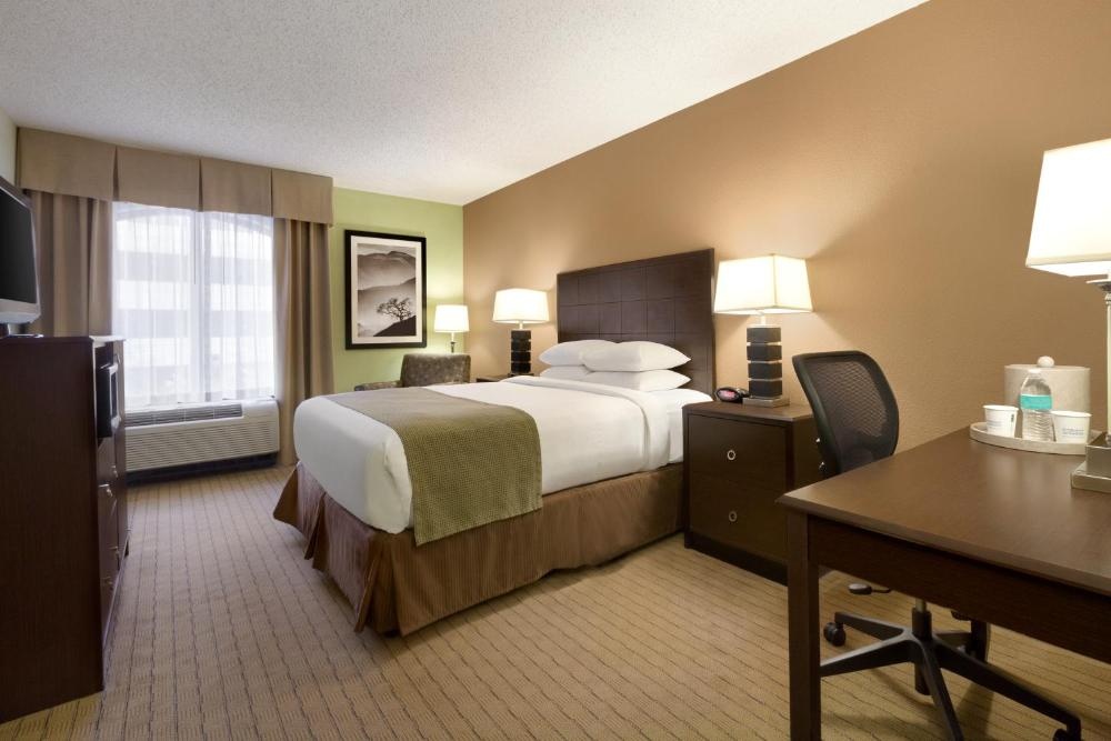 Days Inn by Wyndham Baltimore Inner Harbor Image 28